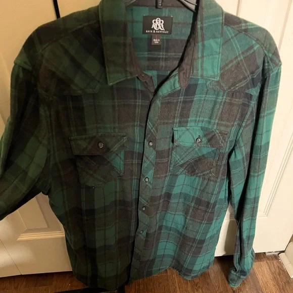 rock and republic dress shirts Rock & Republic Button Down Size Small
